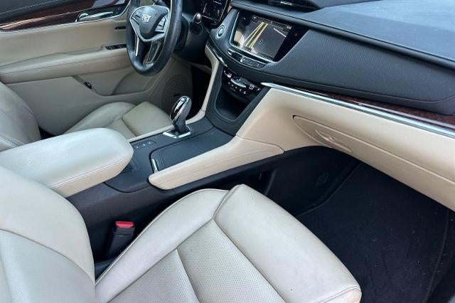 2017 Cadillac XT5 Luxury AWD