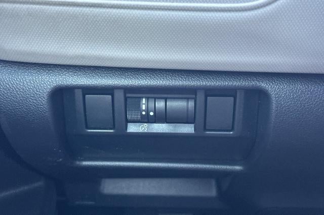 2025 Subaru Forester Base