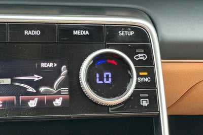 2023 Genesis GV80 Base