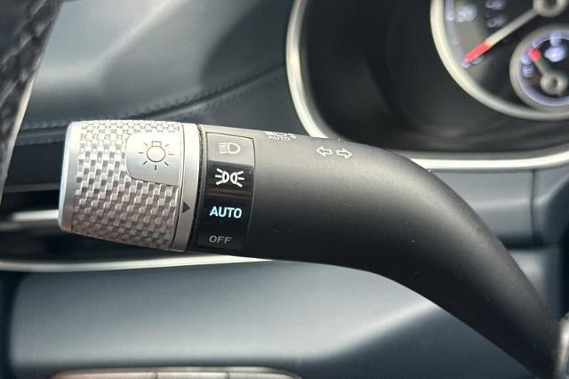 2023 Genesis GV80 Base