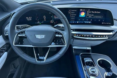 2024 Cadillac LYRIQ Luxury 1