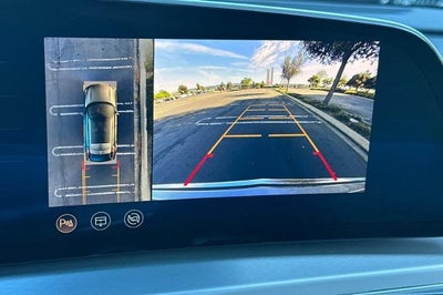 2024 Cadillac LYRIQ Luxury 1