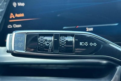 2024 Cadillac LYRIQ Sport 3