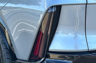 2024 Cadillac LYRIQ Sport 3