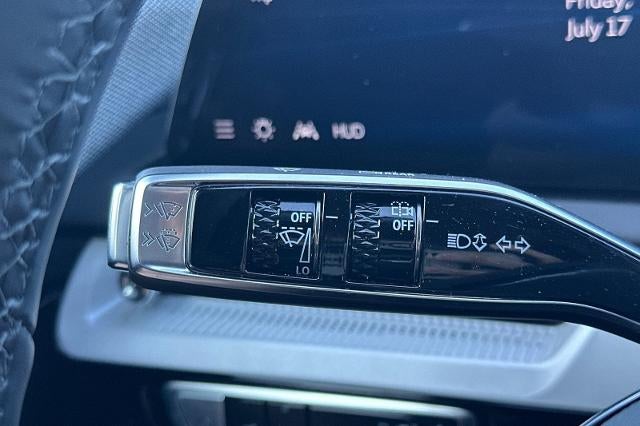 2026 Cadillac OPTIQ Premium Luxury