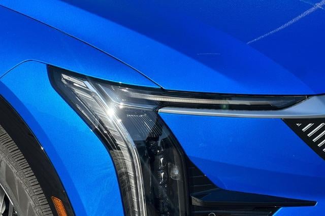2026 Cadillac OPTIQ Premium Luxury