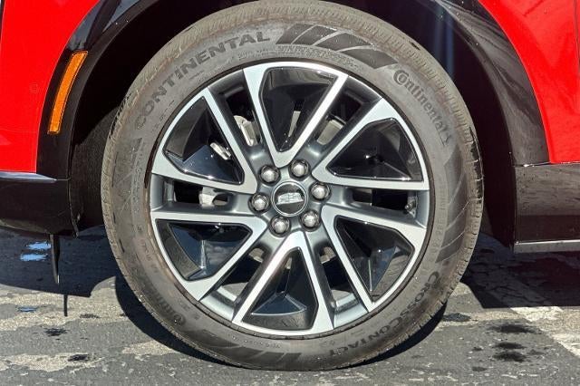 2025 Cadillac OPTIQ Sport 2