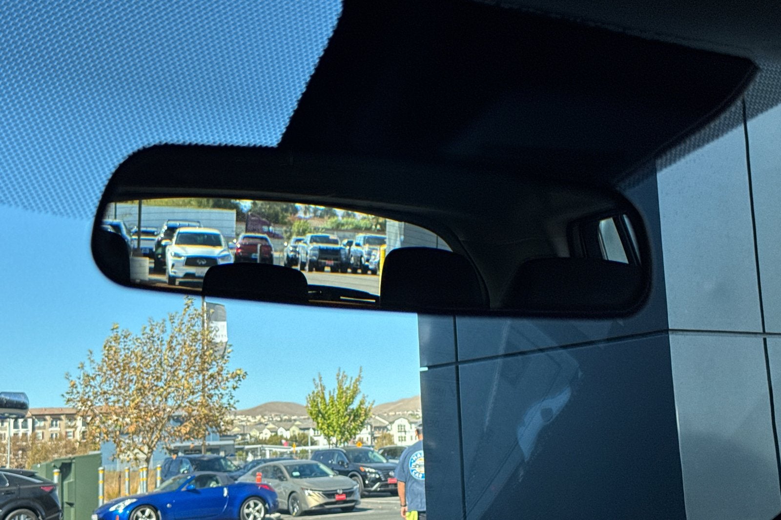 2025 Nissan Leaf S