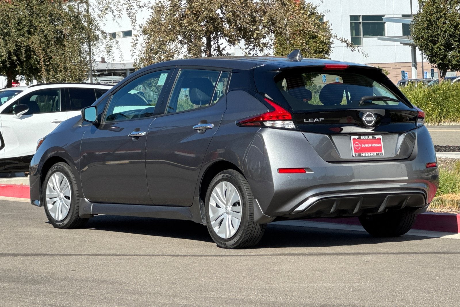 2025 Nissan Leaf S