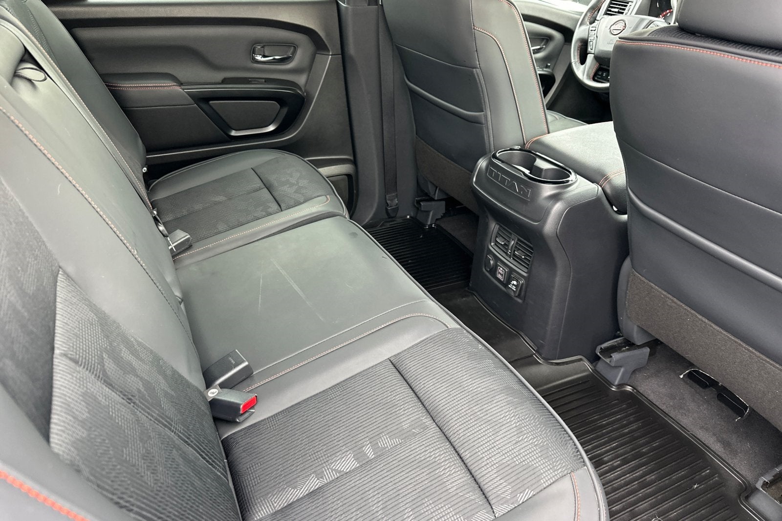 2024 Nissan Titan PRO-4X