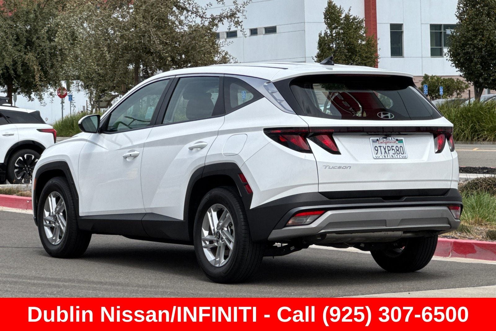 2025 Hyundai Tucson SE