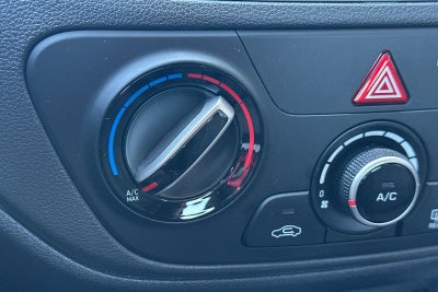 2022 Hyundai Accent SE