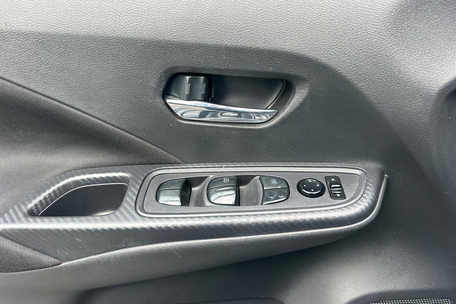 2021 Nissan Versa 1.6 SV