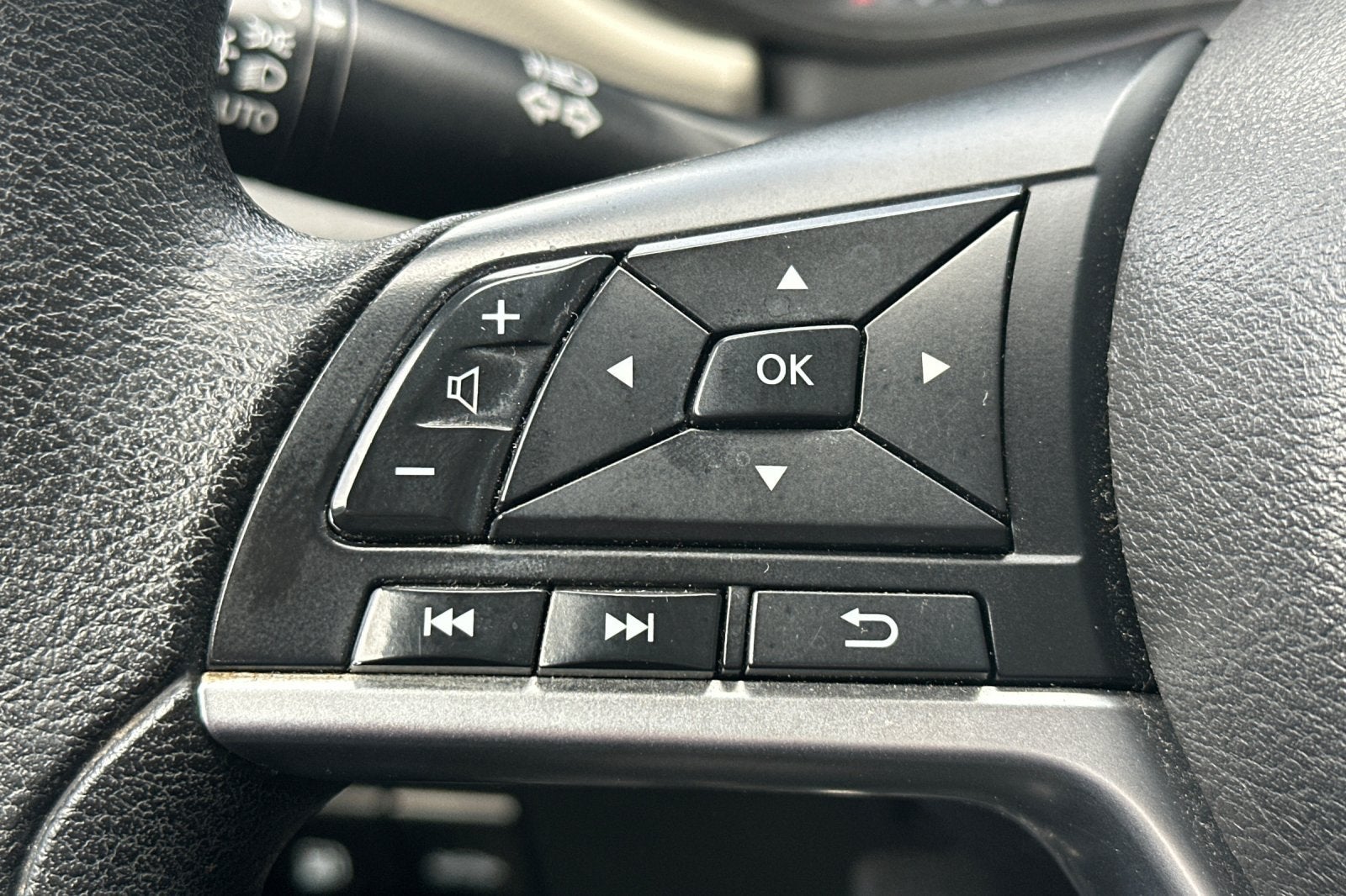 2021 Nissan Versa 1.6 SV
