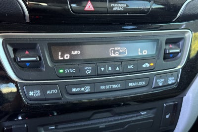 2022 Honda Pilot Touring 8 Passenger