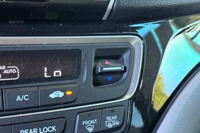 2022 Honda Pilot Touring 8 Passenger