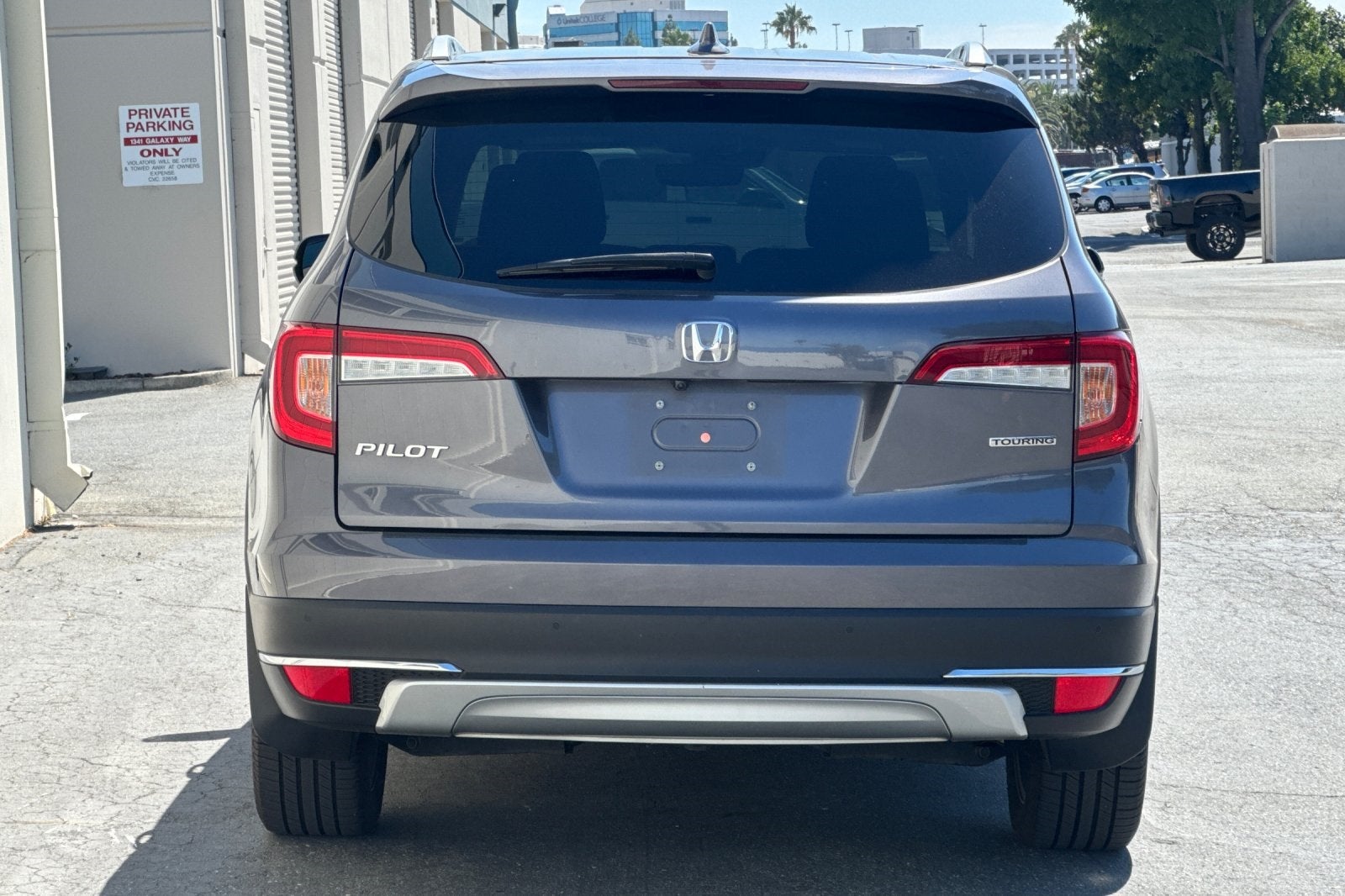 2022 Honda Pilot Touring 8 Passenger