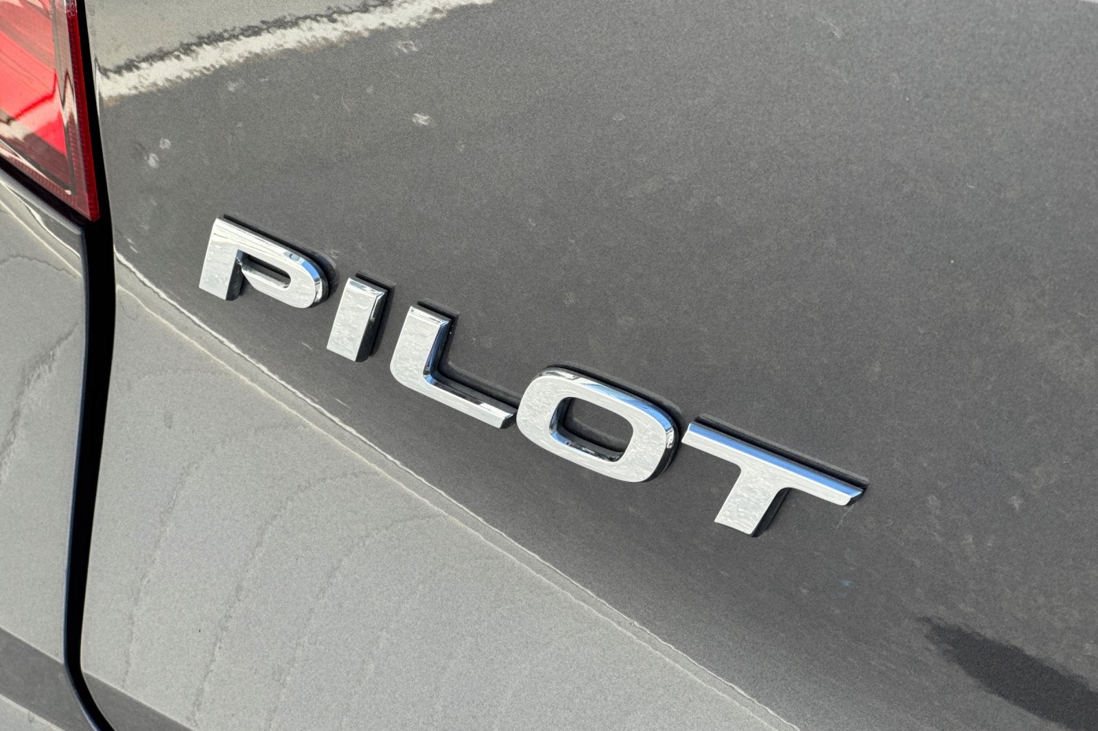 2022 Honda Pilot Touring 8 Passenger