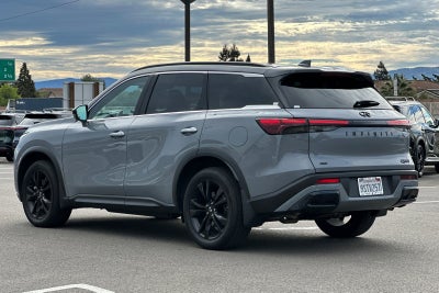2025 INFINITI QX60 LUXE
