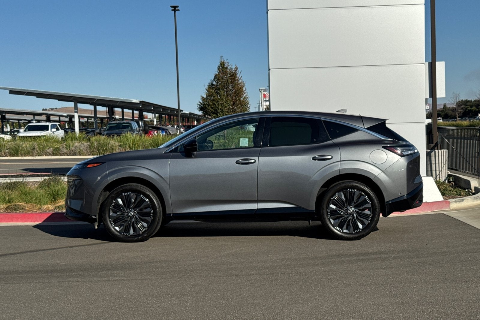 2025 Nissan Murano Platinum