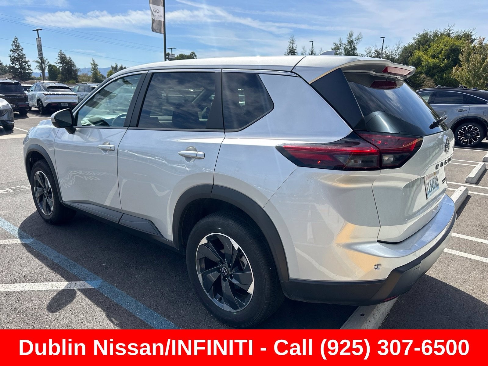 2024 Nissan Rogue SV