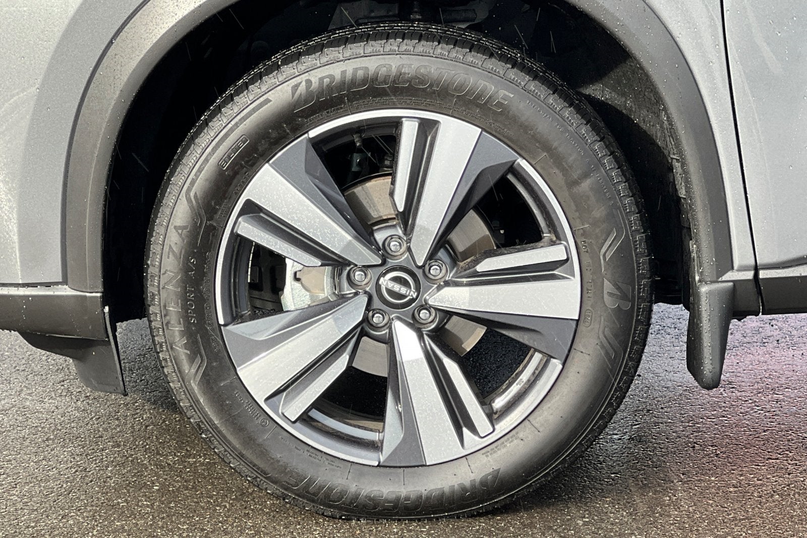 2024 Nissan Rogue SL