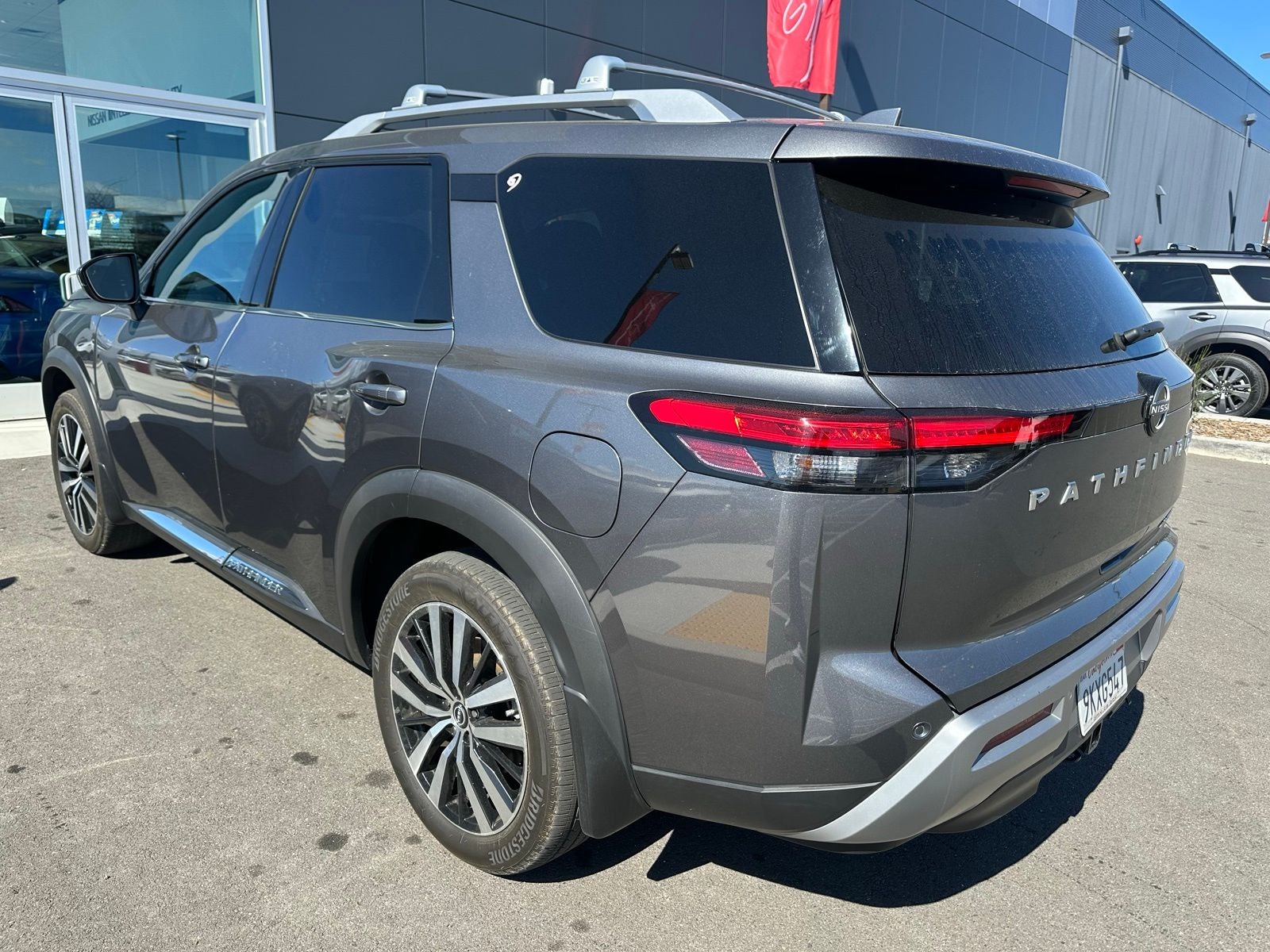 2024 Nissan Pathfinder Platinum