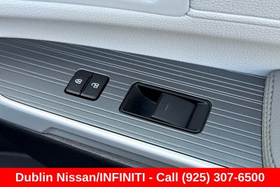 2025 Toyota Sienna XLE 8 Passenger
