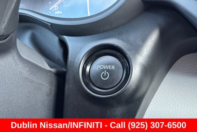 2025 Toyota Sienna XLE 8 Passenger