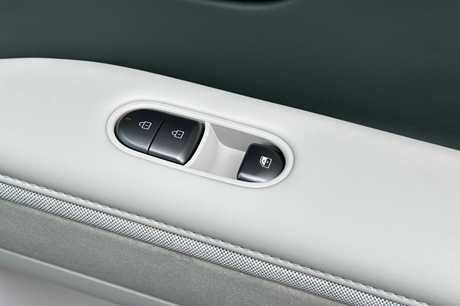 2025 Hyundai IONIQ 5 Limited