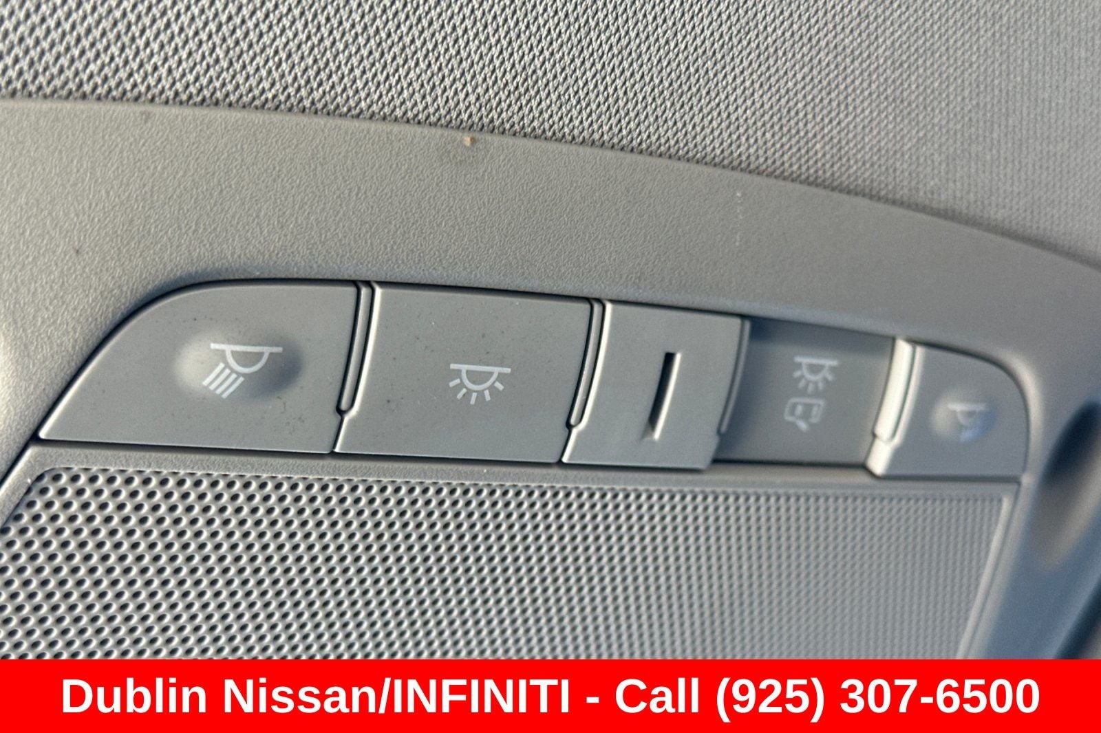 2017 Nissan Rogue Sport SV