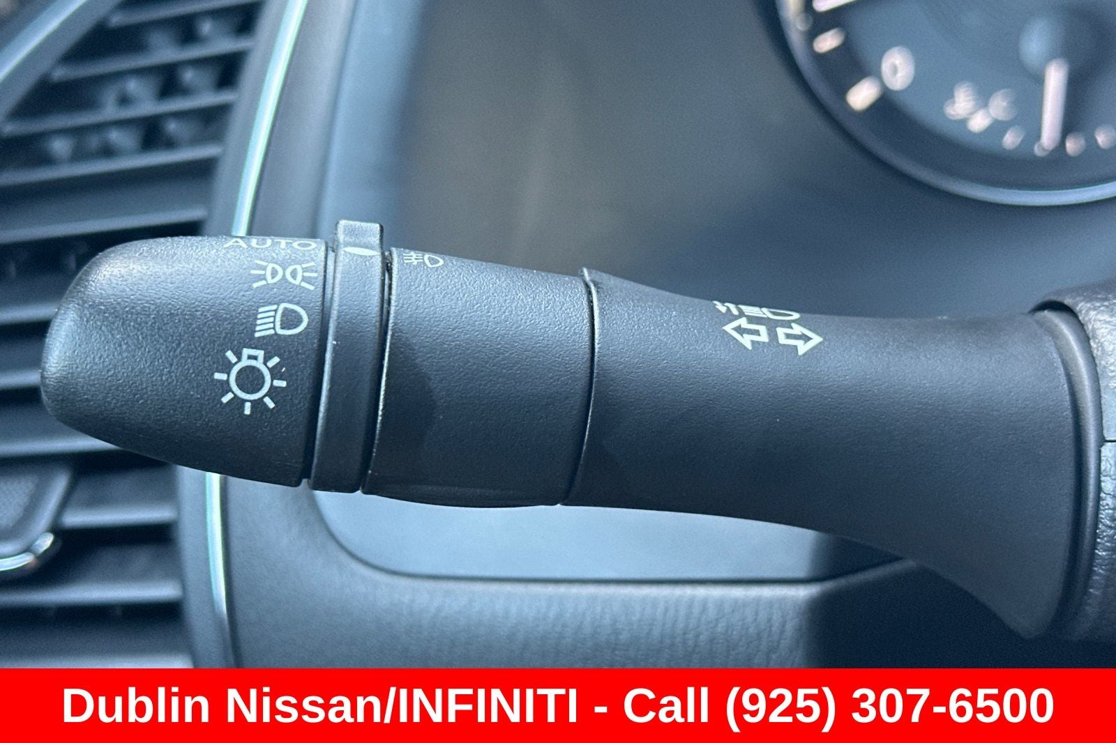2021 INFINITI QX80 Premium Select