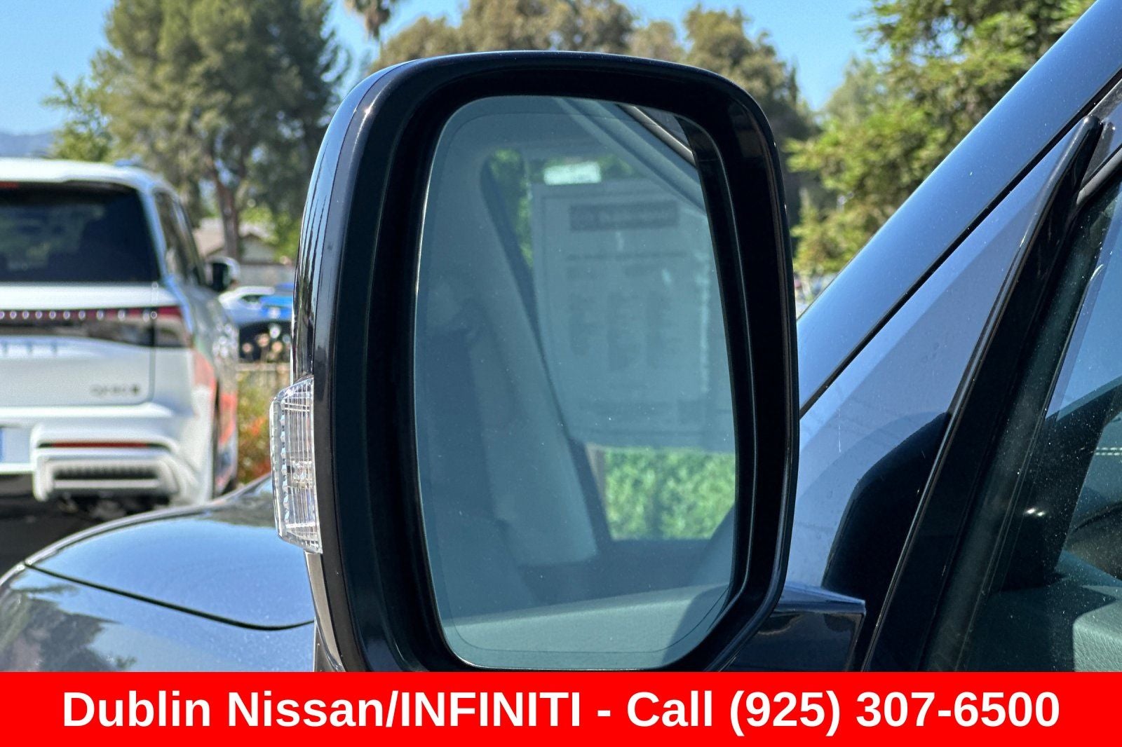 2021 INFINITI QX80 Premium Select