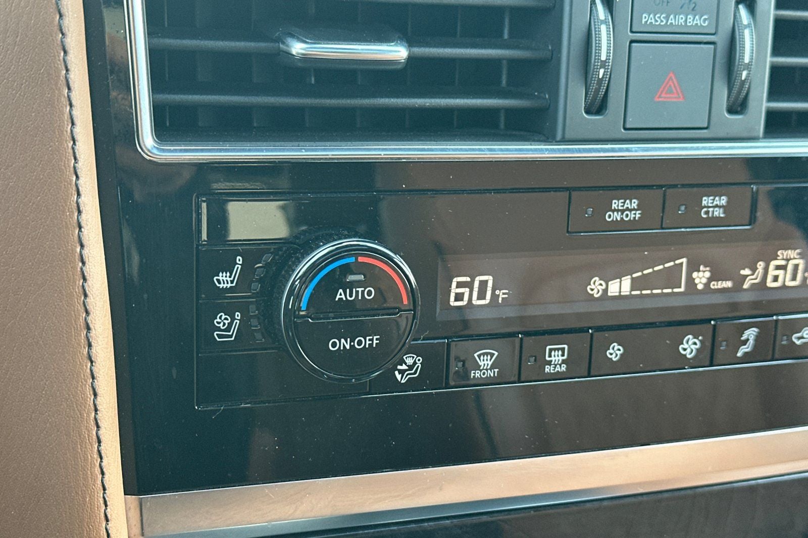 2023 INFINITI QX80 Sensory