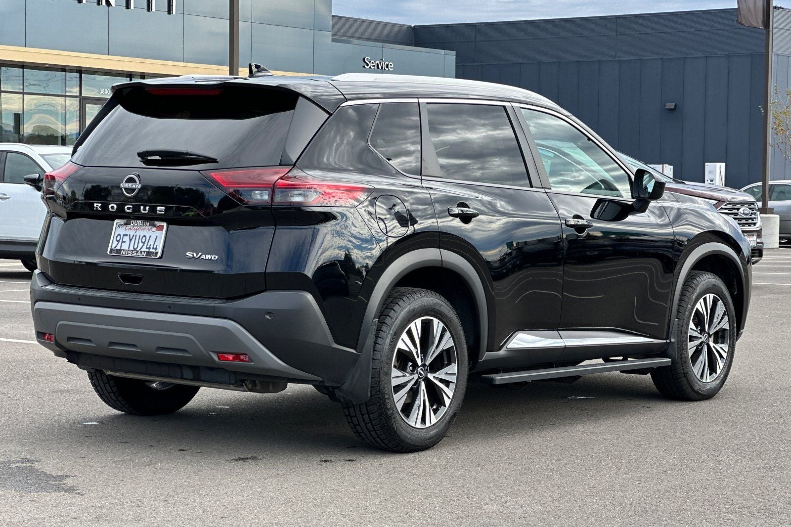 2023 Nissan Rogue SV