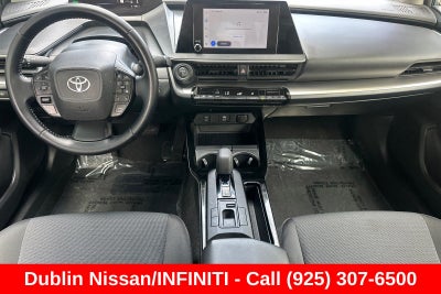 2025 Toyota Prius LE