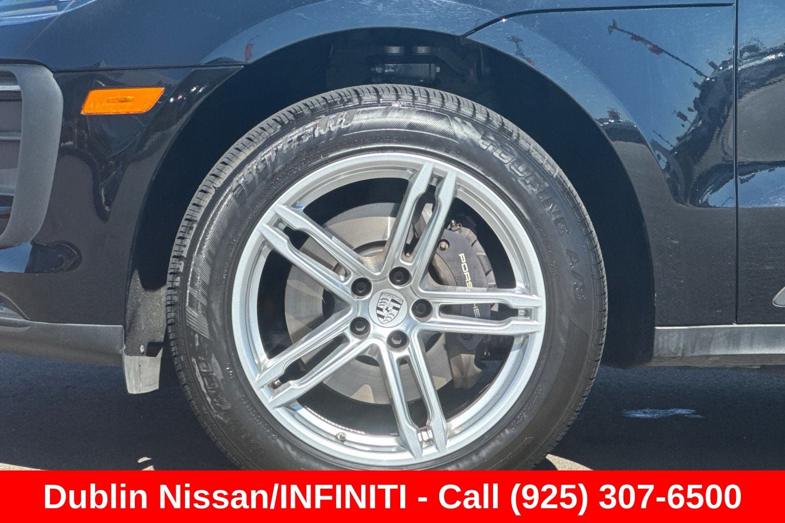 2024 Porsche Macan T