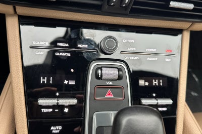 2023 Porsche Cayenne Platinum Edition